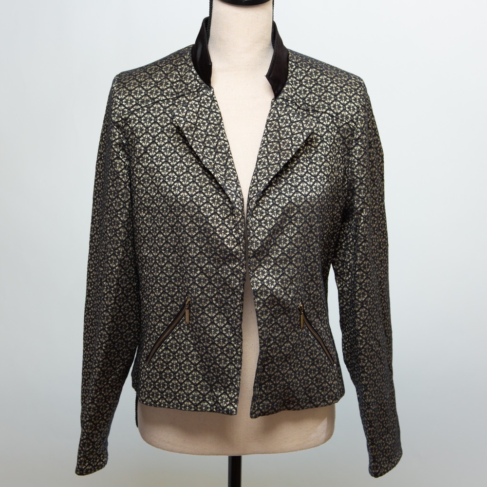 Metallic patterned fabric blazer jacket black & gold Chico’s 8